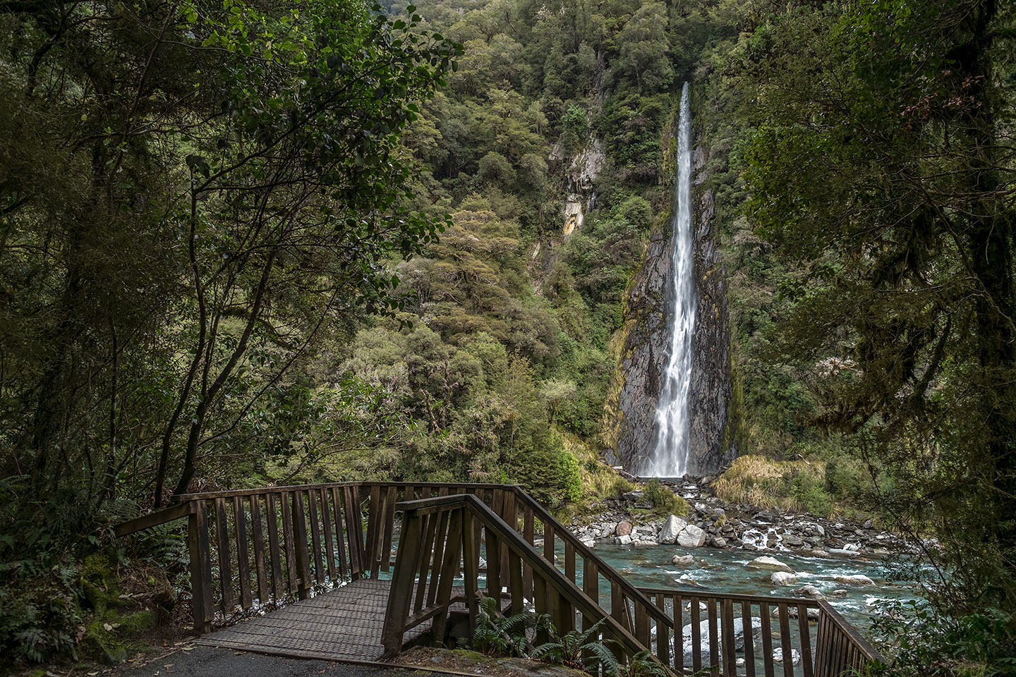 Thunder Creek Falls, Mount Aspiring National Park, New Zealand